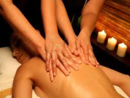 Sensorial massage, il massaggio a 4 mani, in coppia lei e lui. Lugano 442350a.jpg Sensorial massage, il massaggio a 4 mani, in coppia lei e lui. Lugano 442350a.jpg