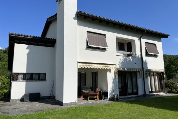 Splendida casa nel verde in zona tranquilla splendidacasanelverdeinzonatra123.jpeg