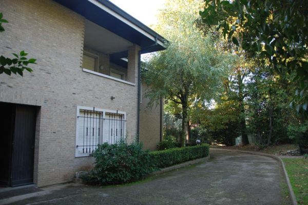 Villa d'Adda BG, villa di 500mq su due piani, parco, edificabilità villadaddabgvilladi500mqsuduep.jpg