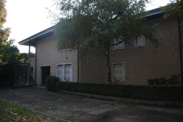 Villa d'Adda BG, villa di 500mq su due piani, parco, edificabilità villadaddabgvilladi500mqsuduep123456789.jpg