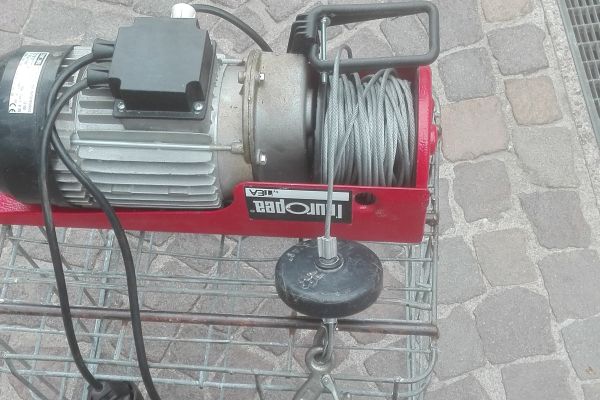 Elevatore elettrico marca: L'Europea by Tea elevatoreelettricomarcaleurope.jpg
