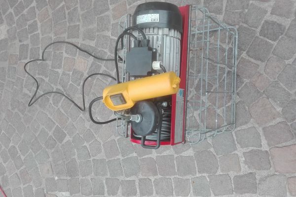 Elevatore elettrico marca: L'Europea by Tea elevatoreelettricomarcaleurope1.jpg