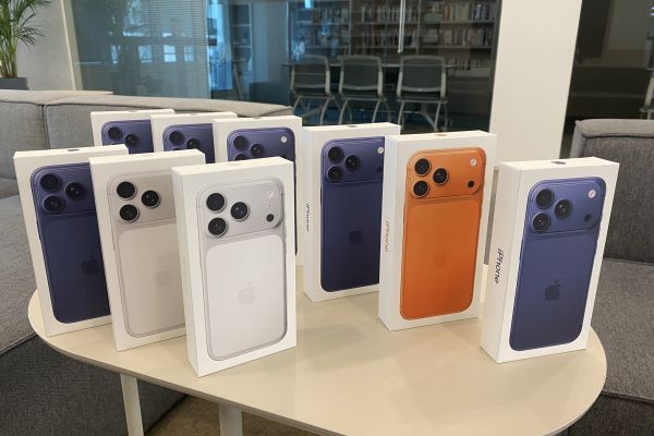 Apple iPhone 17 Pro Max, iPhone 17 Pro, iPhone 17, iPhone Air, iPhone 16 Pro Max appleiphone17promaxiphone17pro12.jpg