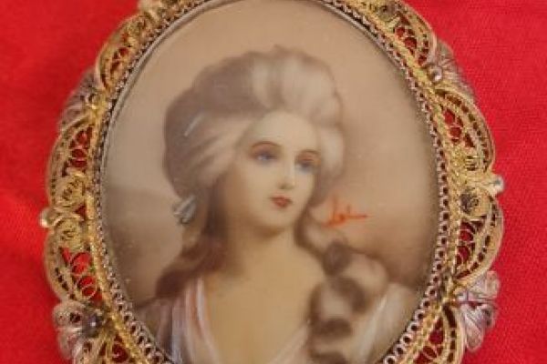 Antico Pendente   filigrana argento 800 miniatura di dama dipinta a mano firmata ciondolovintageanni40filigrana1.jpg