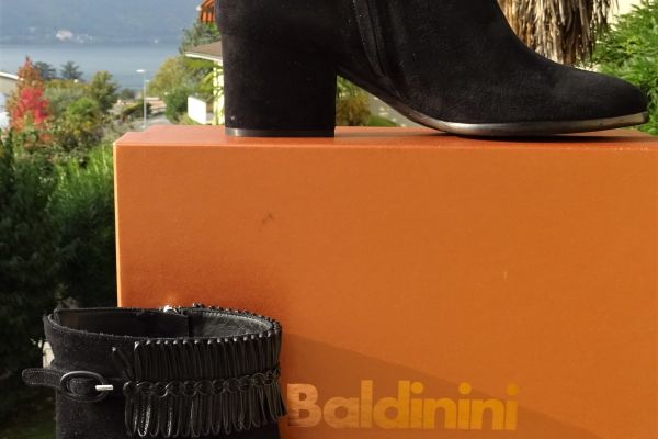 BALDININI ORIGINAL! NEW! suede ankle boots size 37 baldininioriginalnewsuedeankle-670be7da02097.jpg
