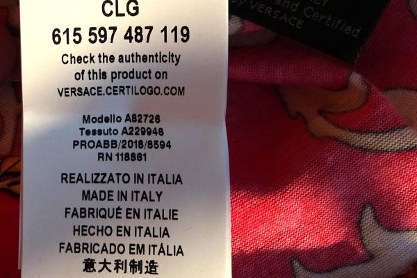 VERSACE T-shirt taglia 42 IT ORIGINALE e NUOVA! versacetshirttaglia42itorigina-68039f7ca39ad.jpg
