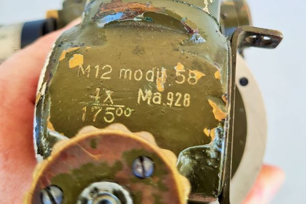 Puntatore  Periscopio Goniometro  militare   italiano WW2  M12 mod.58 Ma 928 4x puntatoreperiscopiogoniometrom12345.jpg