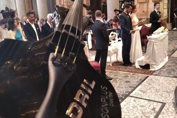 Violino classico o elettrico per matrimoni civili e religiosi violinopermatrimoniciviliereli-63fc5e9933519.jpg
