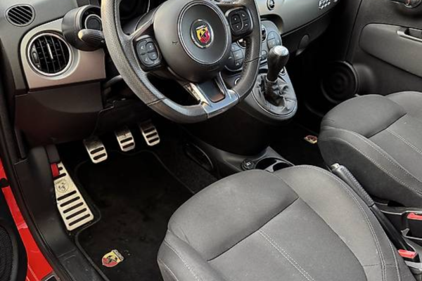 FIAT 595C 1.4 16V Turbo Abarth Pista (Cabrio) fiat595c1416vturboabarthpistac1234.png