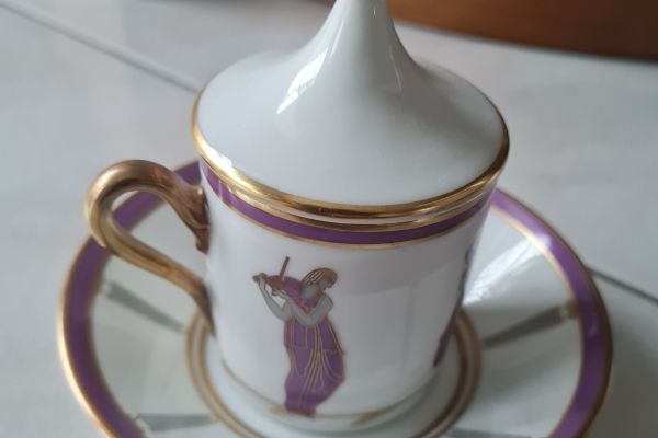 Gio Ponti  coppia di tazzine con coperchio e piattino, gioponticoppiaditazzineconcope123.jpg