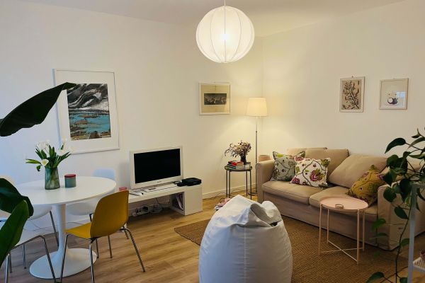 Cercasi subentrante – 2.5 locali moderno a Molino Nuovo – garage incluso cercasisubentrante25localimode.jpeg