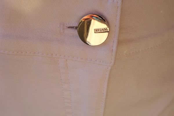 ESCADA ORIGINAL and NEW! stretch jeans size 44 (50IT) escadaoriginalandnewstretchjea-66704dfe0e273.jpg