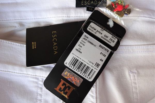 ESCADA ORIGINAL and NEW! stretch jeans size 44 (50IT) escadaoriginalandnewstretchjea-66704e3c659e7.jpg