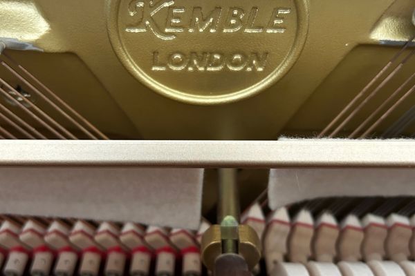 Pianoforte KEMBLE-London, consegna GRATIS in Svizzera pianofortekemblelondonconsegna-680df81517493.jpg