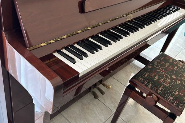 Pianoforte KEMBLE-London, consegna GRATIS in Svizzera pianofortekemblelondonconsegna-680df8160d26b.jpg