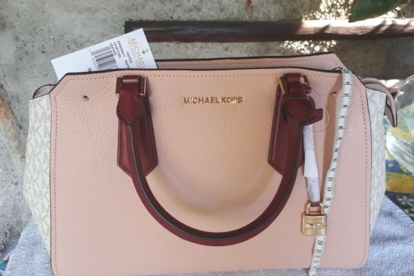 Michael Kors Borsa in pelle ORIGINALE E NUOVA! michaelkorsborsainpelleorigina-67f18dcb54b28.jpg
