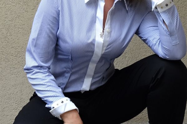 VERSACE camicia aderente taglia 42 IT ORIGINALE E NUOVA! versacecamiciaaderentetaglia42-67f192edcd80b.jpg