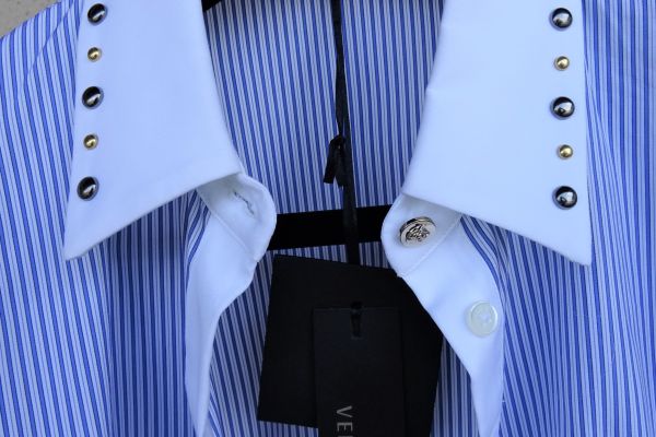 VERSACE camicia aderente taglia 42 IT ORIGINALE E NUOVA! versacecamiciaaderentetaglia42-67f1935e0f166.jpg