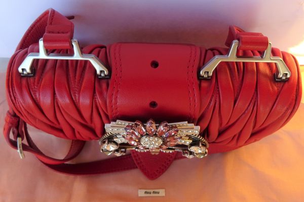 MIU MIU Leather bag colors: bordeaux ORIGINAL! NEW! miumiuleatherbagcolorsbordeaux-64ac6a77264b9.jpg