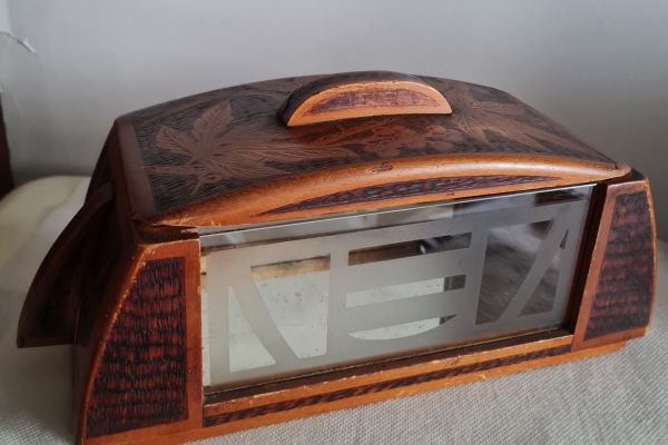 Contenitore portagioie - portacaramelle in stile anni'30  realizzato in legno e  contenitoreportagioieportacara.jpg