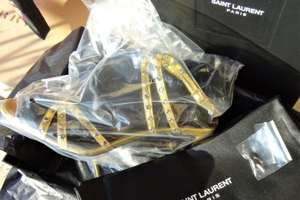 Yves Saint Laurent ORIGINALI e NUOVI! sandali in pelle n.37 e 40 yvessaintlaurentoriginalienuov-68015b5ecff2b.jpg