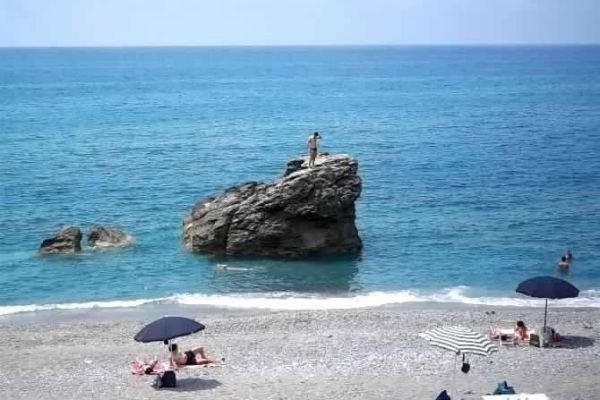 affittasi appartamento per vacanza da luglio a ottobre al mare vicino alla spiag affittasiappartamentopervacanz12.jpg