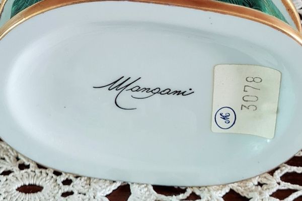 Figurina Porcellana  Mangani vintage  '   CANCRI '. figurinaporcellanamanganivinta1.jpg