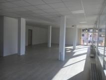 Affittasi spazio commerciale Affittasispaziocommerciale1.jpg