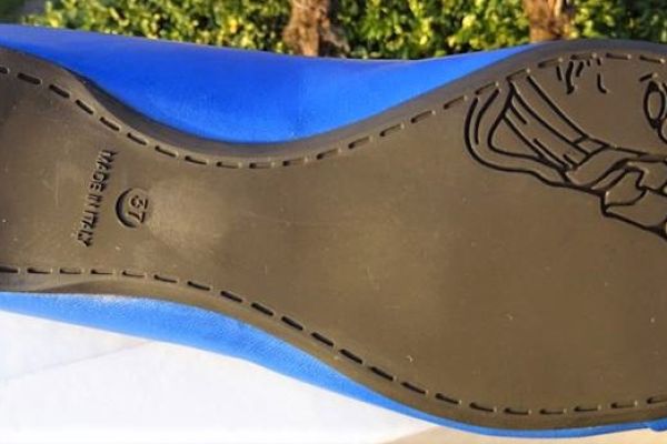 VERSACE ORIGINALI E NUOVI! Mocassini in pelle taglia 37 versaceoriginalienuovimocassin1.jpg