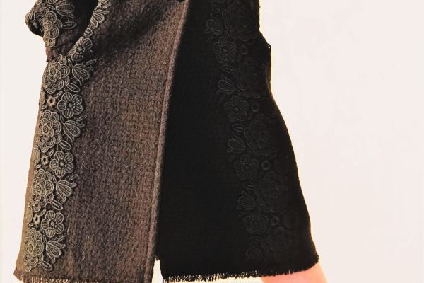 BLUMARINE  Cappotto di lana con pizzo taglia 46 e 48IT ORIGINALE E NUOVO! blumarinecappottodilanaconpizz-68d146fe2a2ed.jpg