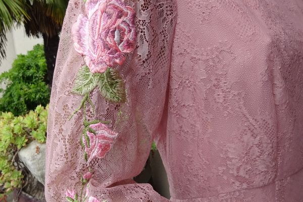 BLUMARINE NEW! lace dress 96% SILK! size 40 and 42 (46 and 48IT) blumarinenewlacedress96silksiz-67ddd910e531e.jpg