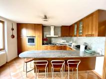AMPIA CASA INDIPENDENTE CON GIARDINO AMPIACASAINDIPENDENTECONGIARDINO-61e6cc25c0be4.jpg