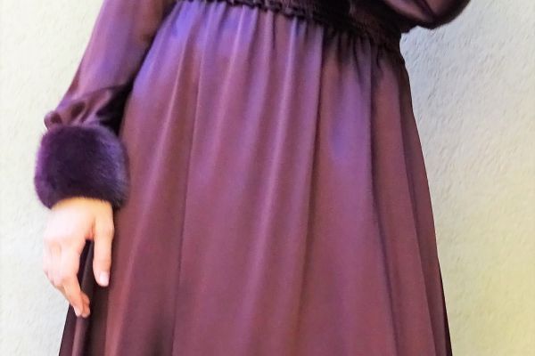 BLUMARINE Abito CON VISONE! COLORE-VIOLA  taglie: 40, 42, 44 IT blumarineabitoconvisonecolorev-67fbb2287ecb3.jpg