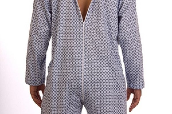 Pigiama intero per Anziani su Paramedicalshop .com pigiamainteroperanzianisuparam1.jpg