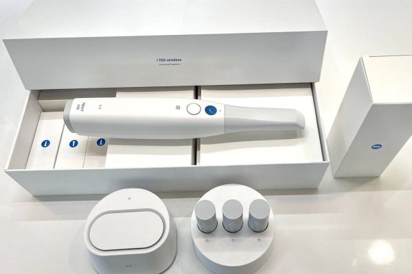 Medit i700 Wireless Intraoral 3D Dental Scanner mediti700wirelessintraoral3dde-657b58c9b25ba.jpg