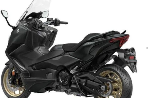 YAMAHA T-MAX Tech-Max XP 560 yamahatmaxtechmaxxp5601.jpeg