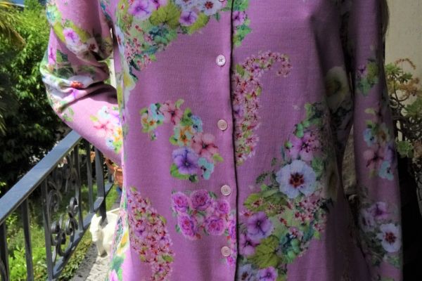 BLUMARINE ( Blugirl) Cardigan100%  lana vergine size: 42 ( 48 IT) blumarineblugirlcardigan100lan-650776fb30e41.jpg