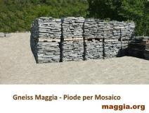 Pavimento mosaico in GNEISS MAGGIA PavimentomosaicoinGNEISSMAGGIA-5fb291f307c9a.jpg