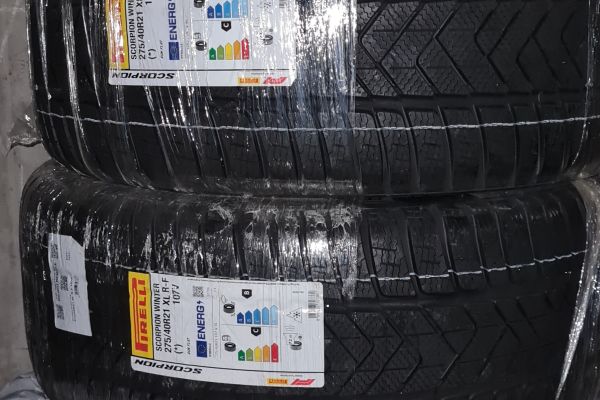 2 Stk Pirelli Scorpion Winter Run Flat FSL*r-fXL 275/40 R21 2stkpirelliscorpionwinterrunfl-657b133d4c1bf.jpg