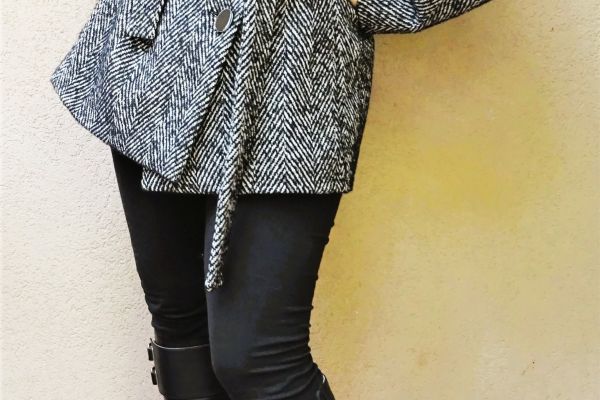 BLUMARINE Cappotto taglie 46 e 48IT ORIGINALI E NUOVI! blumarinecappottotaglie46e48it-68d1493f8ecb9.jpg