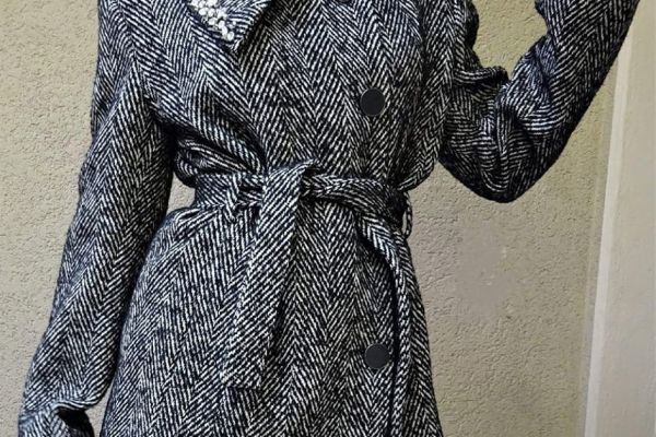BLUMARINE Cappotto taglie 46 e 48IT ORIGINALI E NUOVI! blumarinecappottotaglie46e48it-68d1497e9c261.jpg