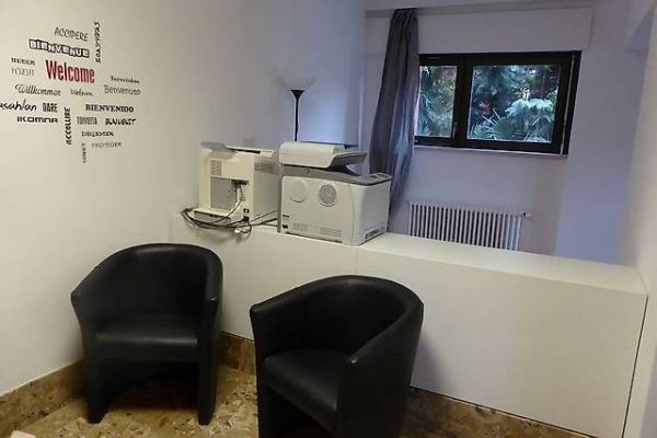 UFFICIO IN AFFITTO AMMOBILIATO ufficioinaffittoammobiliato.jpg
