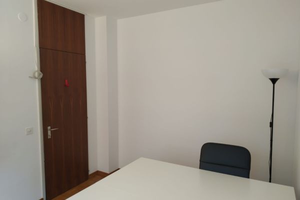 UFFICIO IN AFFITTO AMMOBILIATO ufficioinaffittoammobiliato12.jpg