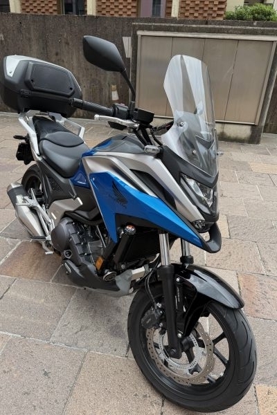 Honda NC750XD DCT - Luglio 2021 - Solo 4.300 km - Bauletto originale Honda da 4. hondanc750xddctluglio2021solo412345.jpg