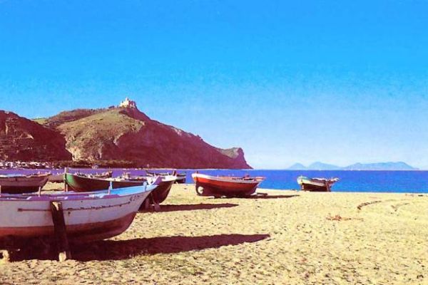 Vacanze in Sicilia, sul mare, in residence, ad Oliveri (Messina), Tindari mare. vacanzeinsiciliasulmareinresid123.jpg