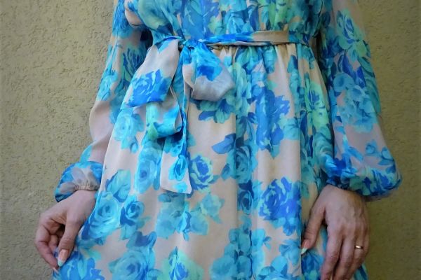 BLUMARINE ABITO IN SETA 100%! taglie: 40 e 44IT blumarineabitoinseta100taglie4-67f2d3e1a3adb.jpg