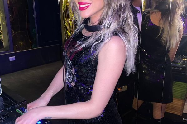 DJ per feste private, club e eventi djperfesteprivateclubeeventi12345.jpeg