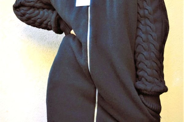 BLUMARINE coat (wool+cashmere) with Fox fur collar size 38 and 40 (44 and 46IT) blumarinecoatwoolcashmerewithf-66fc5e670e8ca.jpg