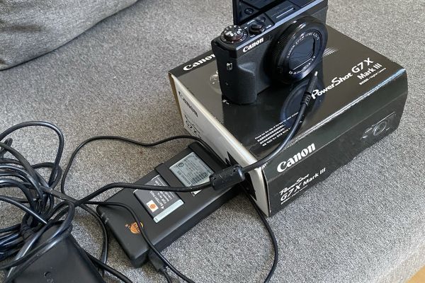 Canon PowerShot G7X Mark III canonpowershotg7xmarkiii1.jpg