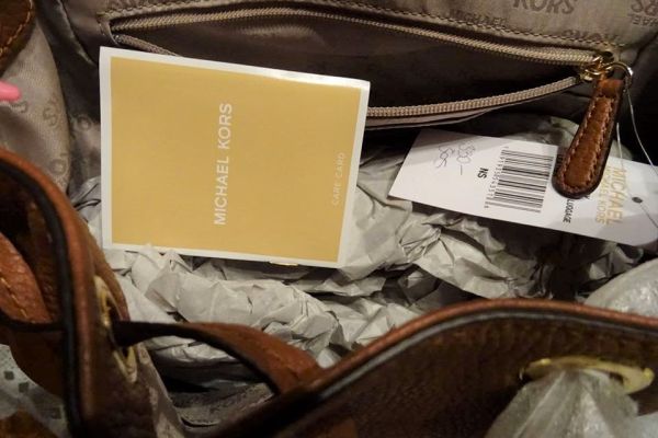 MICHAEL KORS ZAINI DI  PELLE due colori michaelkorszainidipelleduecolo-67f18c38cecbe.jpg